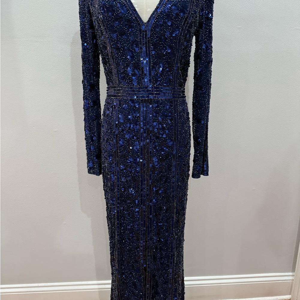 Mac Duggal Navy Blue Sequin Long Sleeve Gown – Size 6 – Unworn